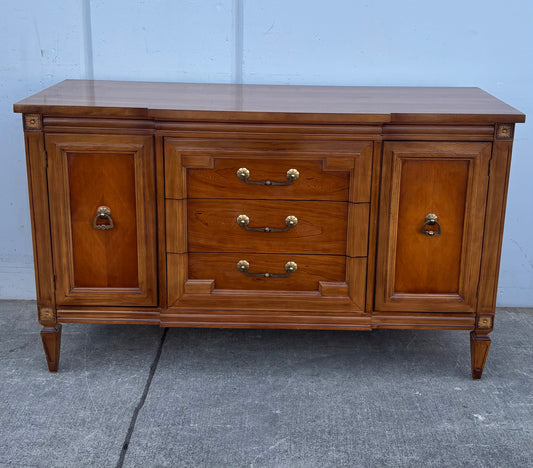 Thomasville sideboard/ buffet credenza