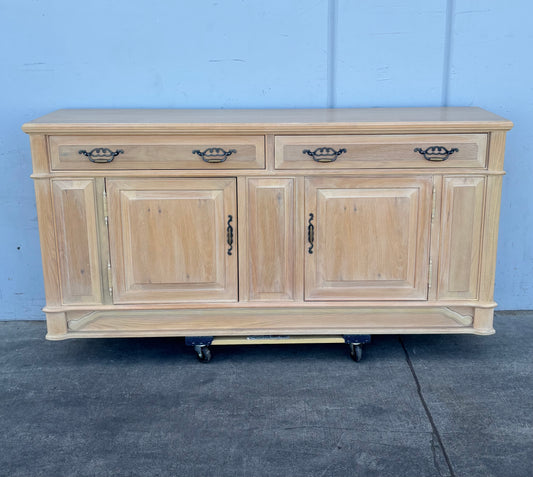 Thomasville sideboard/ buffet cabinet light wood