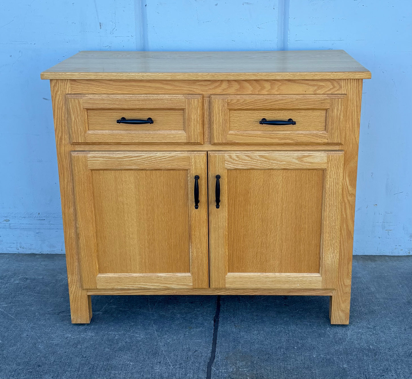 Light wood sideboard/ buffet cabinet