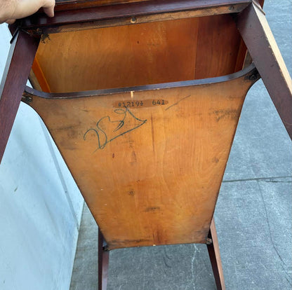 Antique/Mahogany Leather Top Coffee Table