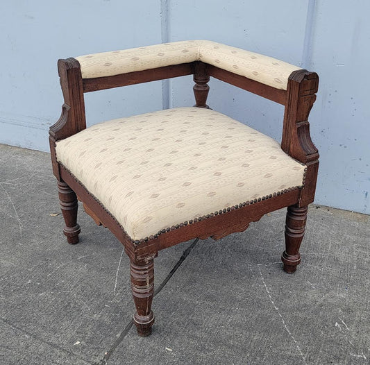 Antique/ vintage Victorian corner chair white/ beige
