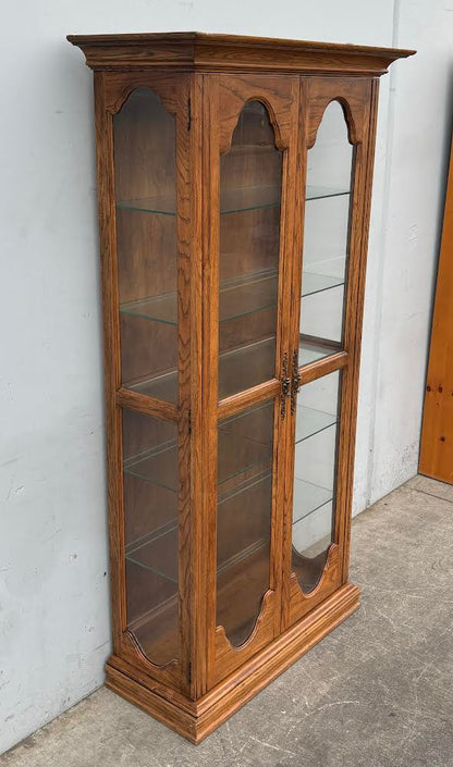 Harbor House China Cabinet Display Cabinet