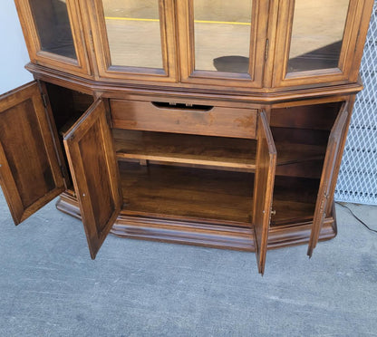 Ethan Allen china cabinet