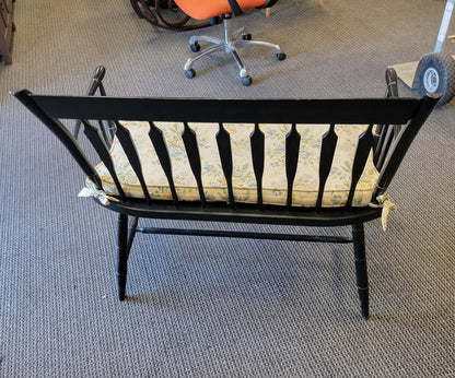 vintage settee Nichols & stone co. Black Hitchcock style bench floral cushion Stenciled Windsor