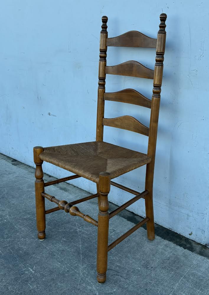 Mid 20th Century Maple Farmhouse Ladder Back Dining Side Chair