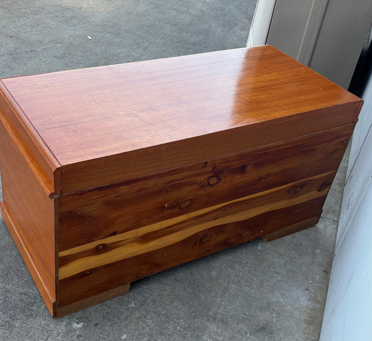 Chest/ trunk storage