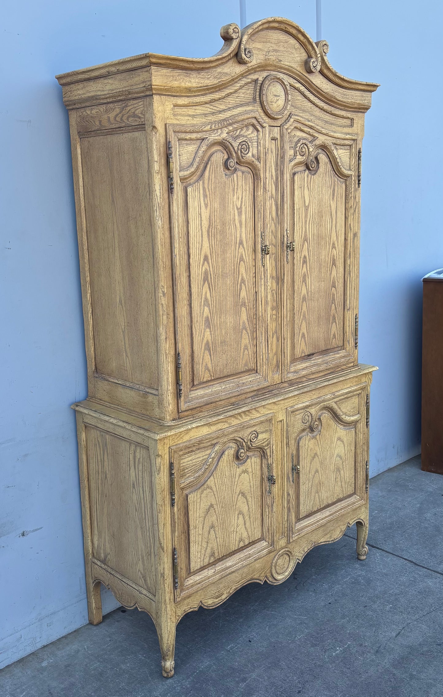 Baker furniture light wood armoire/ wardrobe cabinet entertainment center