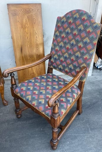 dining table and 8 broyhill style formal dining chairs set
