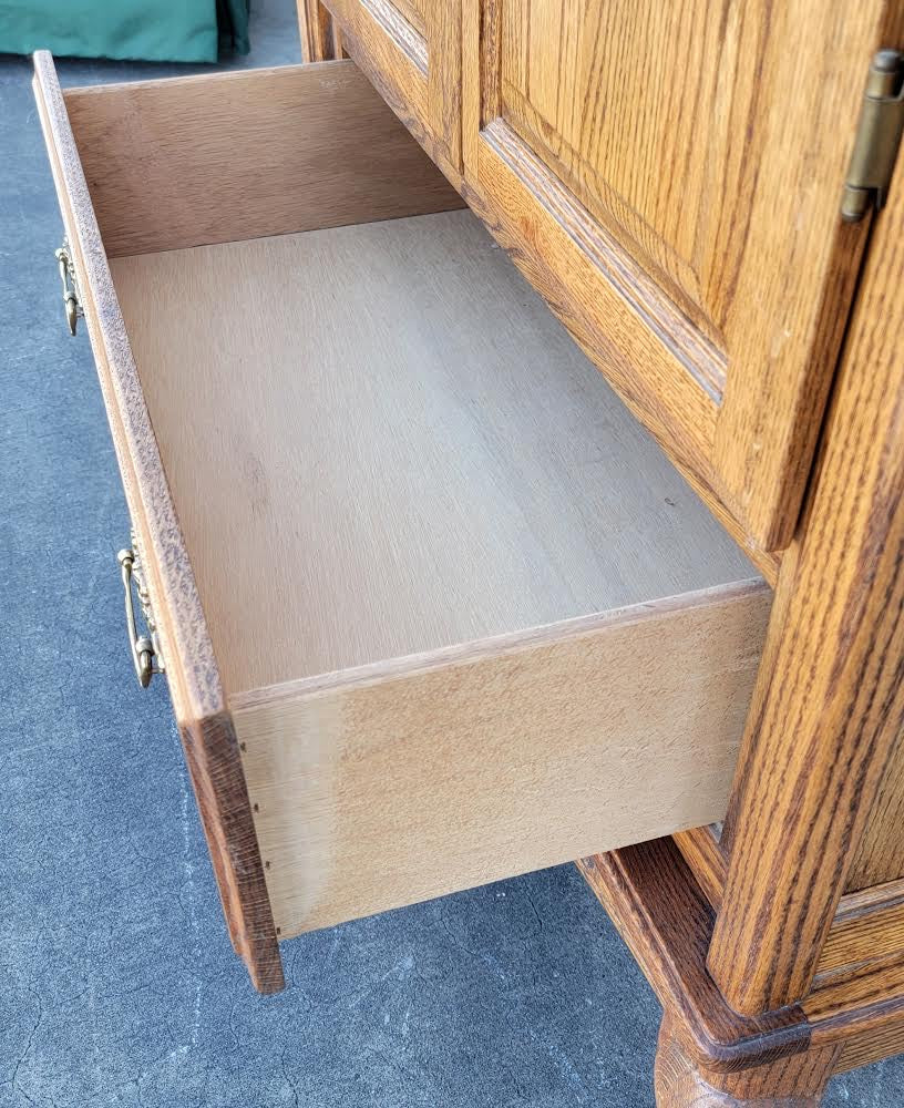 Armoire/ wardrobe vintage