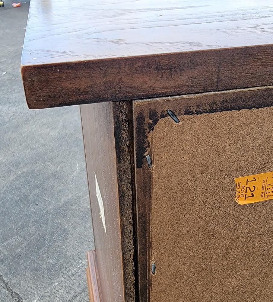 nightstands/ end/ side tables (2)