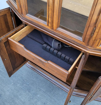 Ethan Allen china cabinet