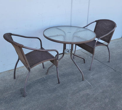 Patio set round table with 2 chairs wicker/rattan/cane