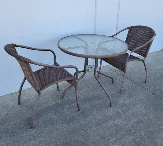Patio set round table with 2 chairs wicker/rattan/cane