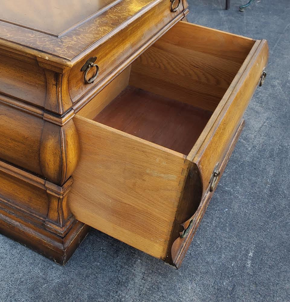 Weiman wood antique end/side table