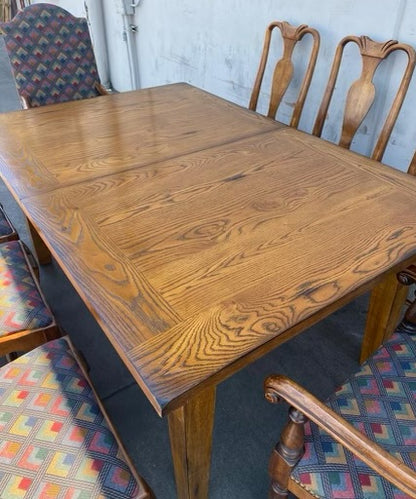 dining table and 8 broyhill style formal dining chairs set