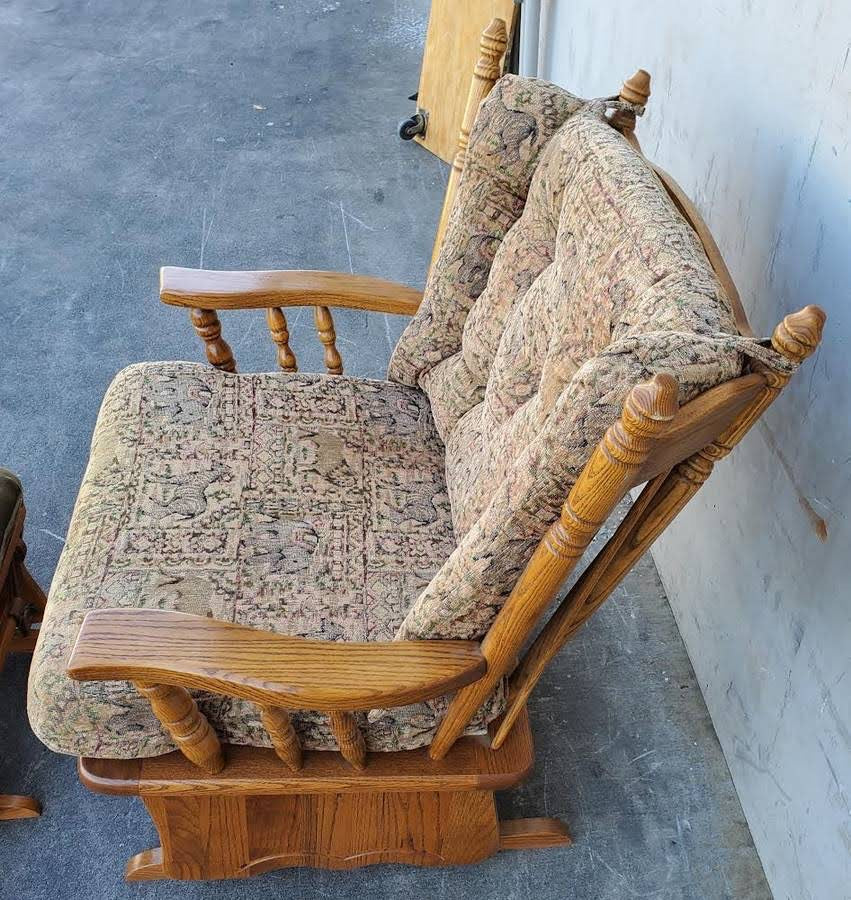 Towne square swivel glider rocking chair with ottoman Amish four poster style