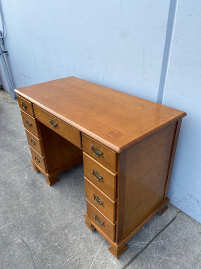 Office/writing desk vintage maple