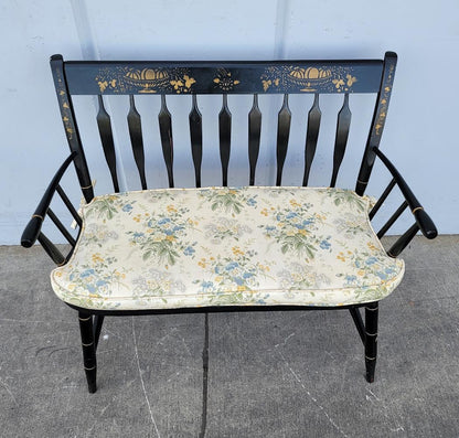 vintage settee Nichols & stone co. Black Hitchcock style bench floral cushion Stenciled Windsor