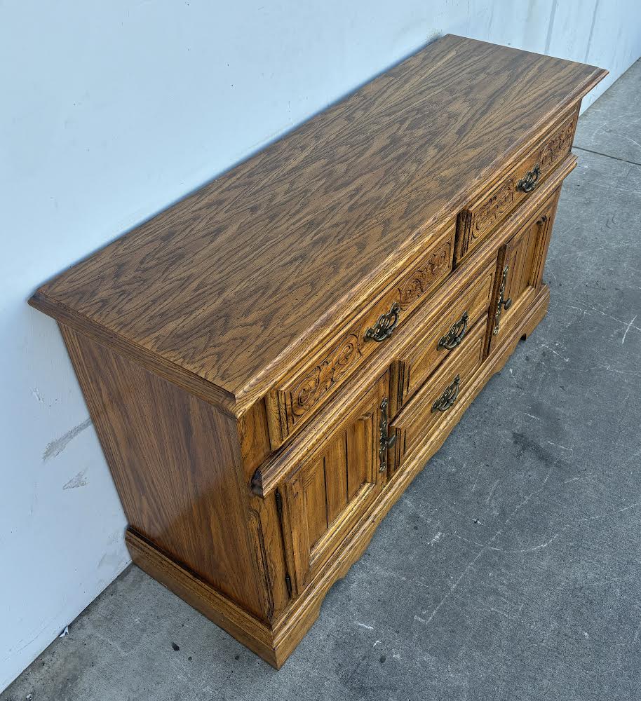 Antique Virginia house Dresser/ sideboard cabinet