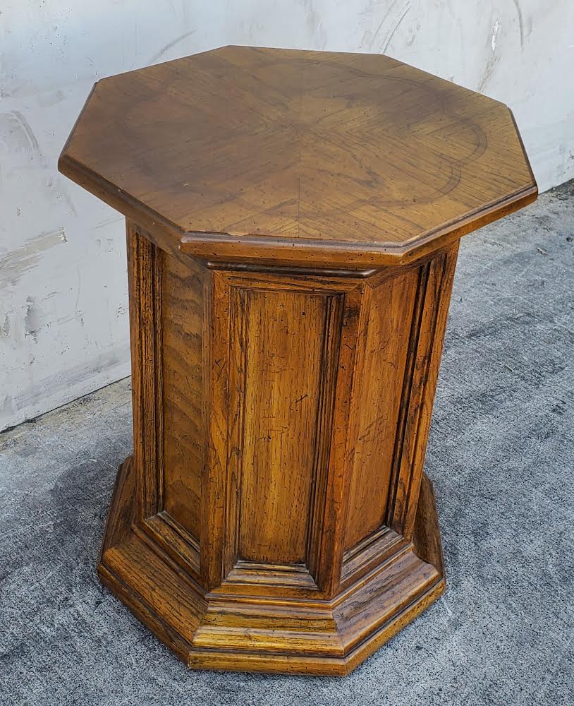 Octagonal end/side table – Pacific Thrift Store