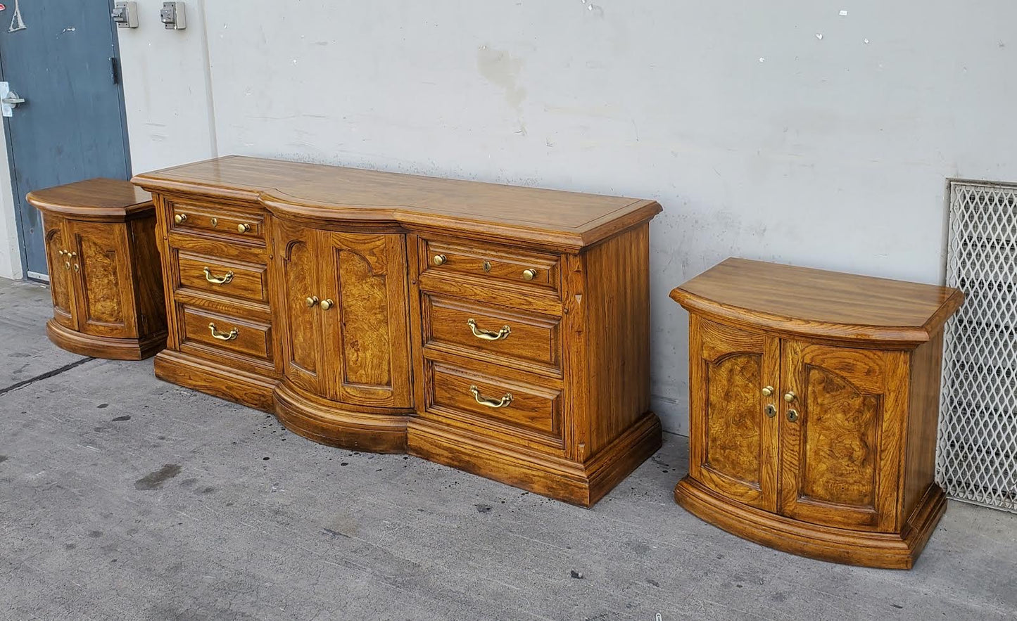 American of martinsville dresser /buffet and 2 nightstands/end/side tables set