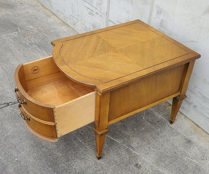 Bassett side/end table 1 drawer