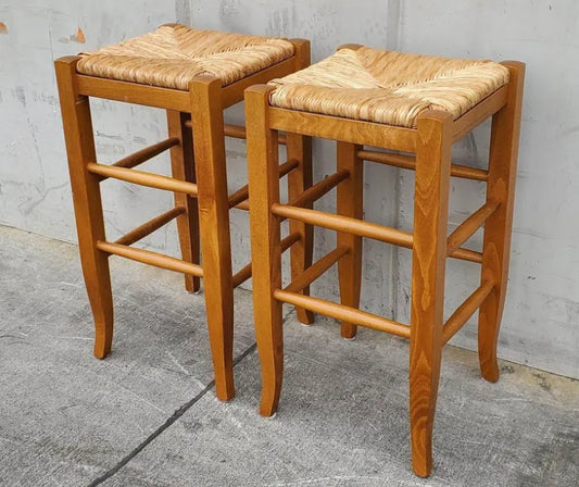 Backless bar stools (2)