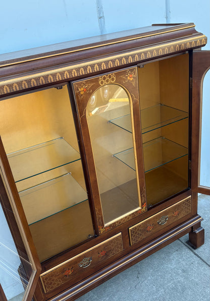 Lighted curio display cabinet antique/ vintage