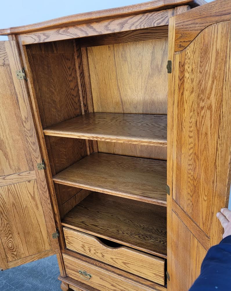 Armoire/ wardrobe vintage
