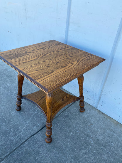 Kitchen/ dining table tiger oak style