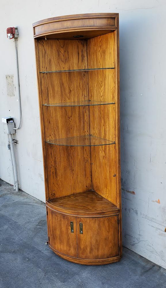Lighted corner bookcase/bookshelf /display cabinet