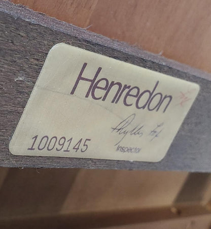 Henredon channel crossings end/side table