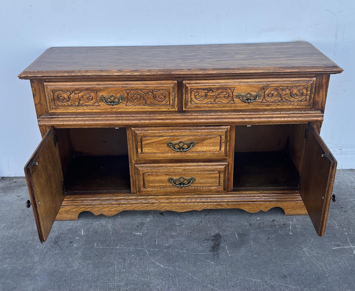Antique Virginia house Dresser/ sideboard cabinet