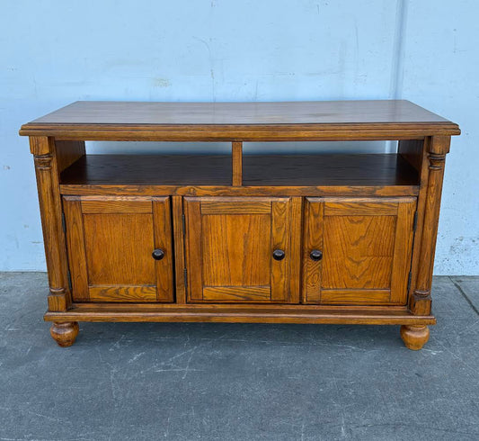 Rustic Oak Entertainment Stand