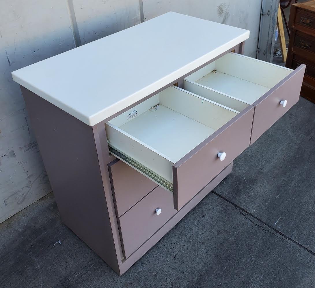 Dresser/chest of drawers