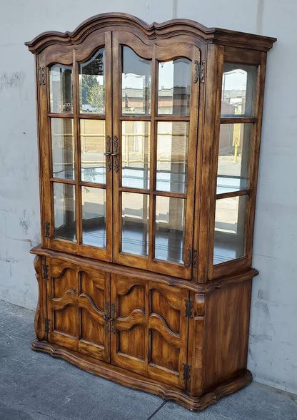 Dining hutch display cabinet lighted antique/vintage