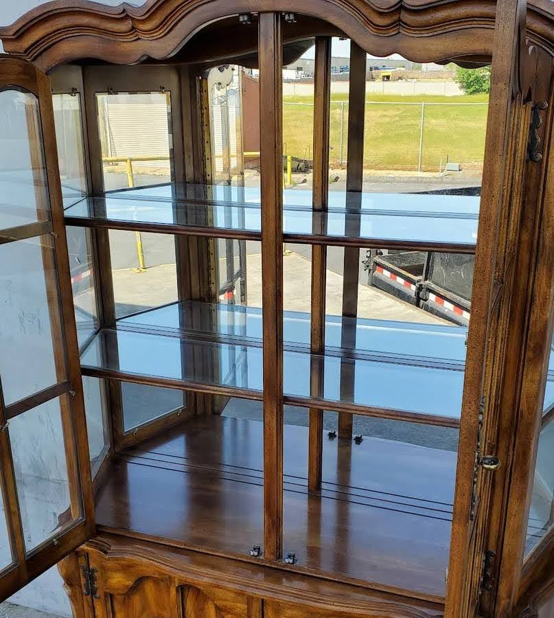 Dining hutch display cabinet lighted antique/vintage
