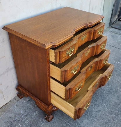 Block front dresser chest antique/vintage