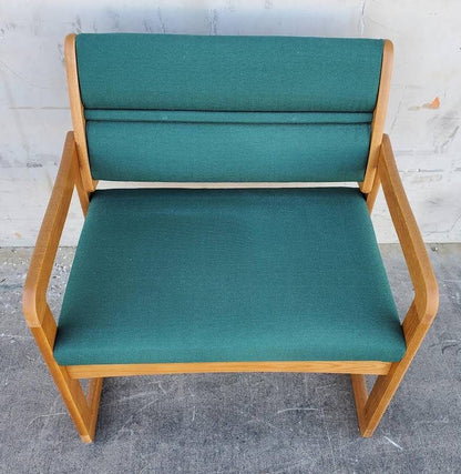 Green bariatric sled base waiting room/guest armchair