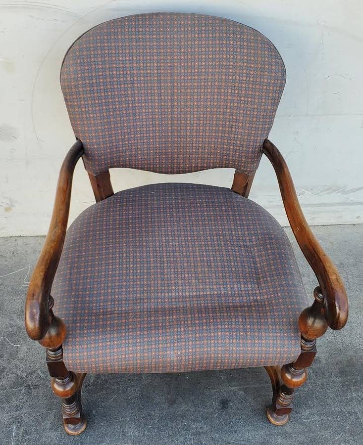 Antique/vintage armchair brown
