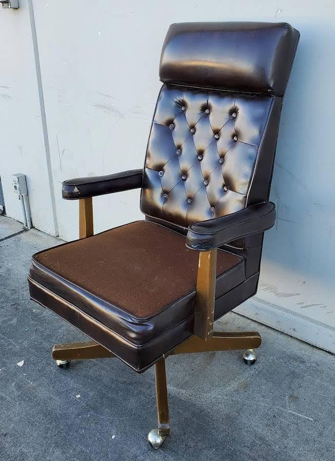 Brown office/computer chair