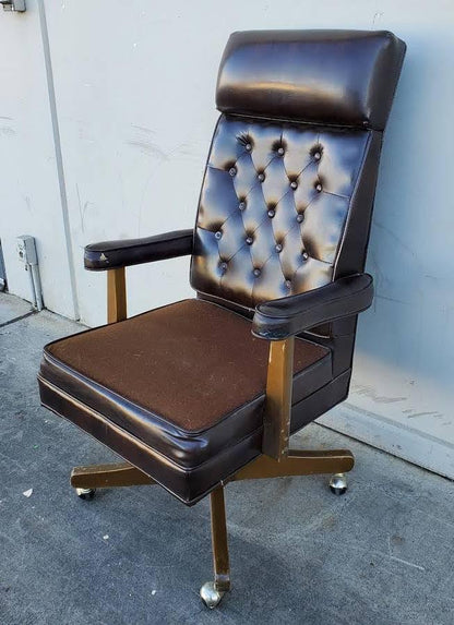 Brown office/computer chair