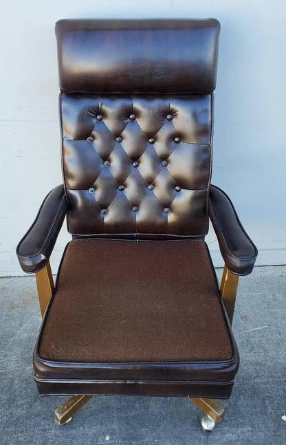 Brown office/computer chair