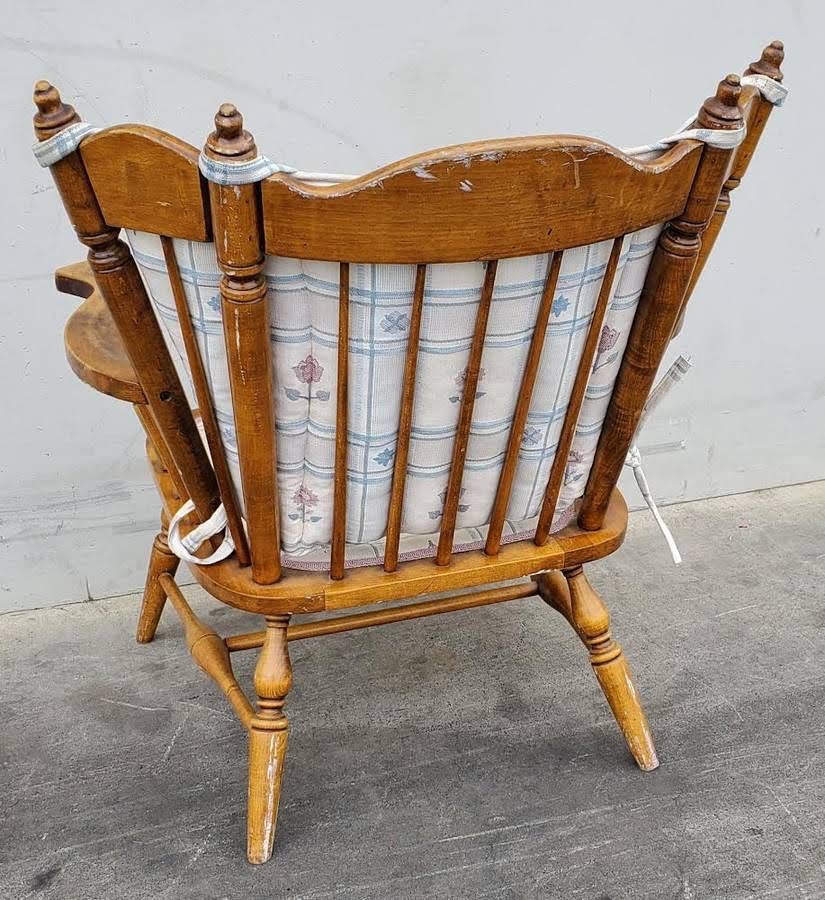 Armchair white floral cushion antique/vintage