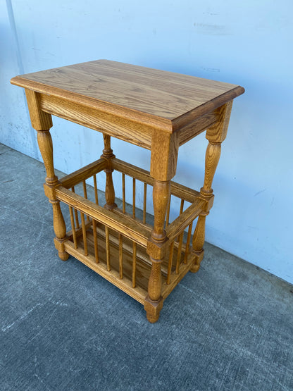 End/side table with magazine rack vintage