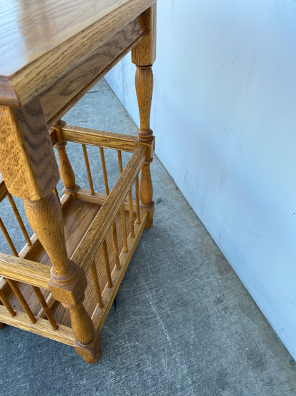 End/side table with magazine rack vintage