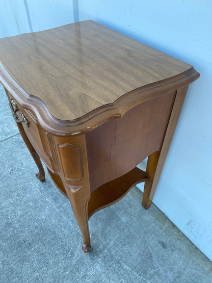 End/side table nightstand